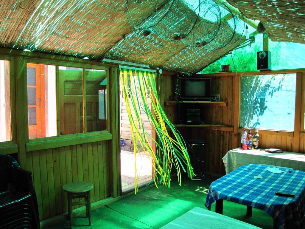 Casa Oana Hotel Sulina Exterior photo
